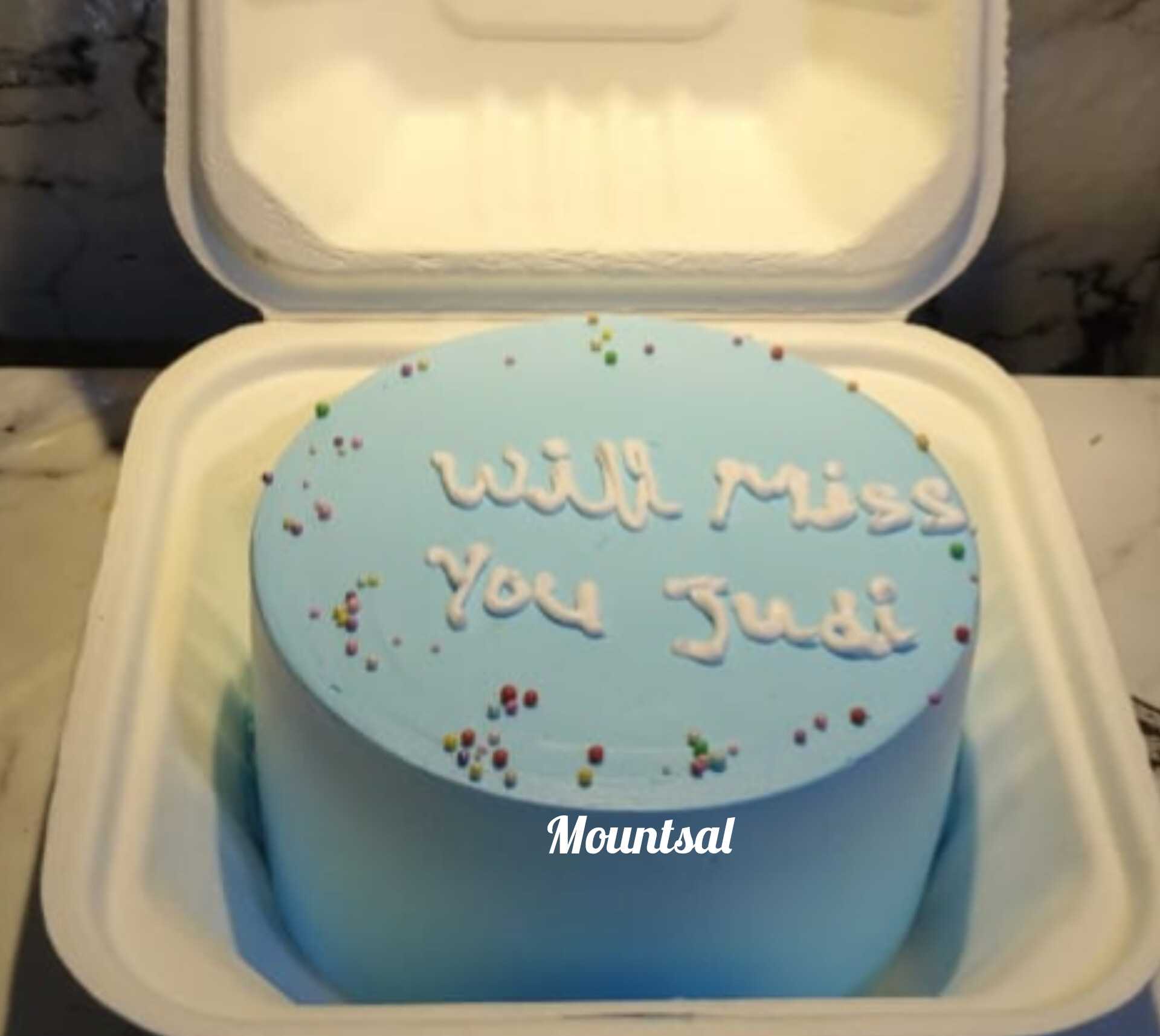 Premium RED N White Velvet Cake